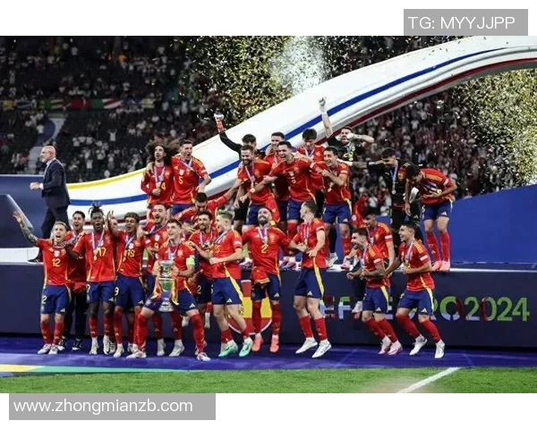 2016欧洲杯足球明星回顾与精彩瞬间盘点传奇球员与经典比赛的完美结合 2016欧洲杯足球明星回顾与精彩瞬间盘点传奇球员与经典比赛的完美结合