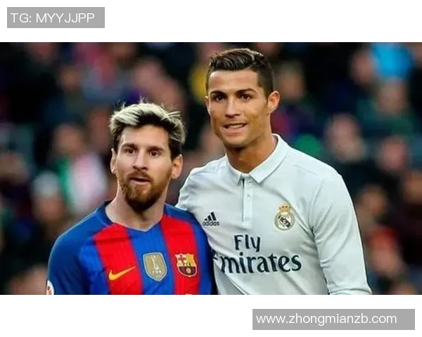 周姓足球明星的辉煌历程与成就揭秘 周姓足球明星的辉煌历程与成就揭秘