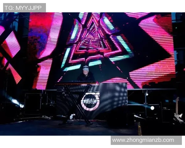 足球明星盛装下车走红毯引发媒体热议闪耀全场魅力四射 足球明星盛装下车走红毯引发媒体热议闪耀全场魅力四射