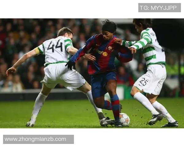 退役足球明星的多元人生探索与新领域发展之路 退役足球明星的多元人生探索与新领域发展之路